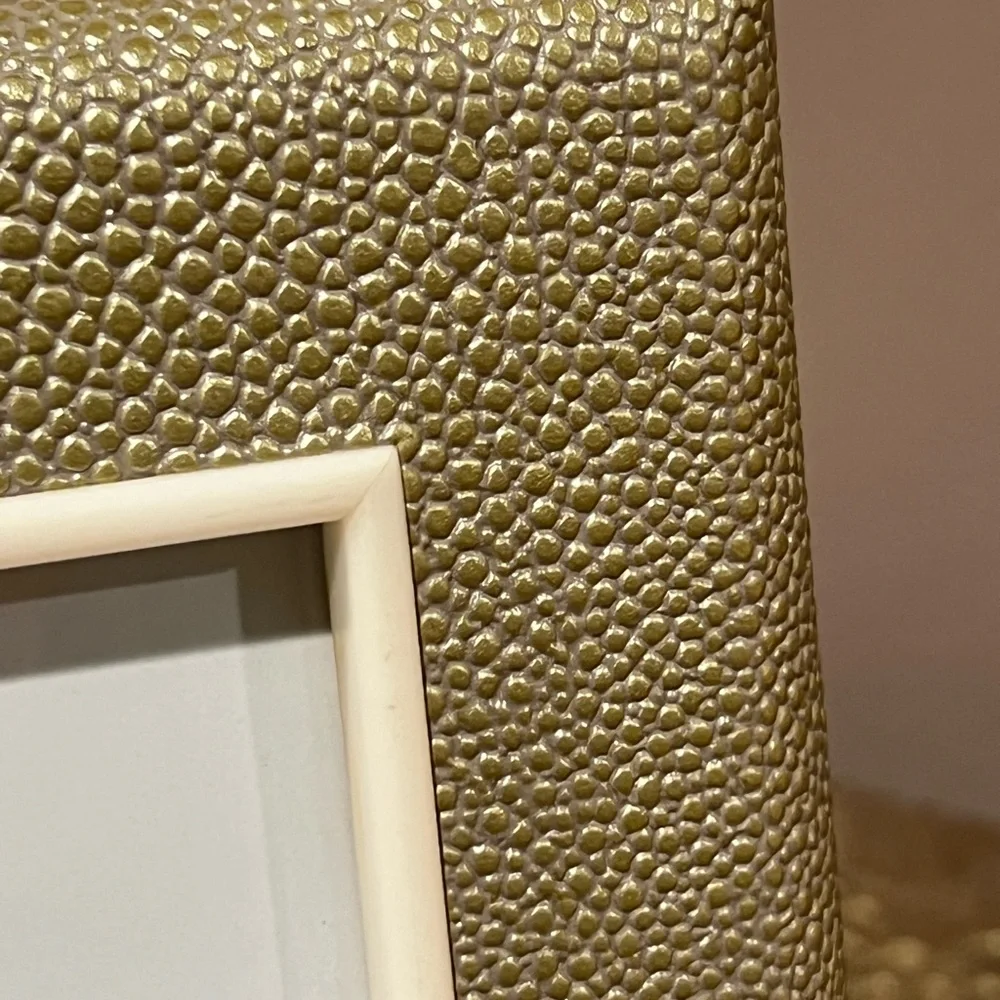 Williams-Sonoma Leather Picture Frame, 4”x6”